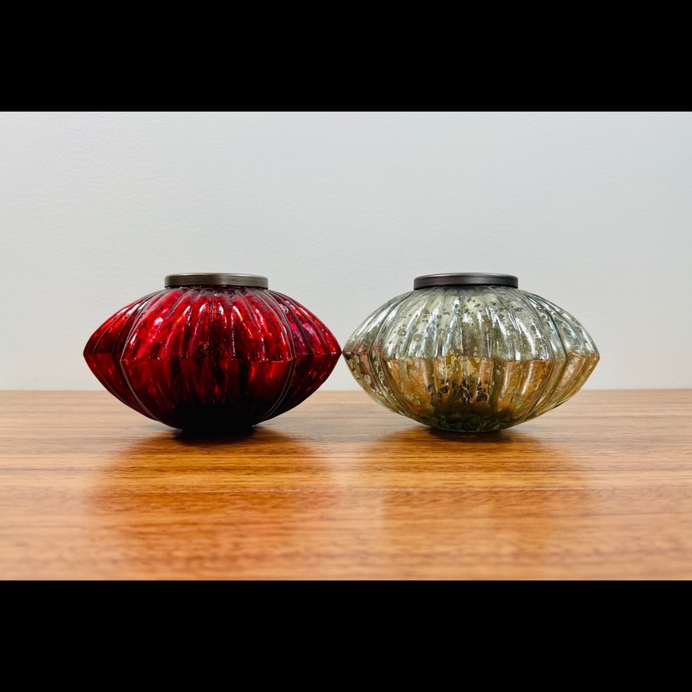 Pier 1 Mercury Glass Tealight Holders ~ Star Shaped ~ Set of 2 ~ Gold and Red